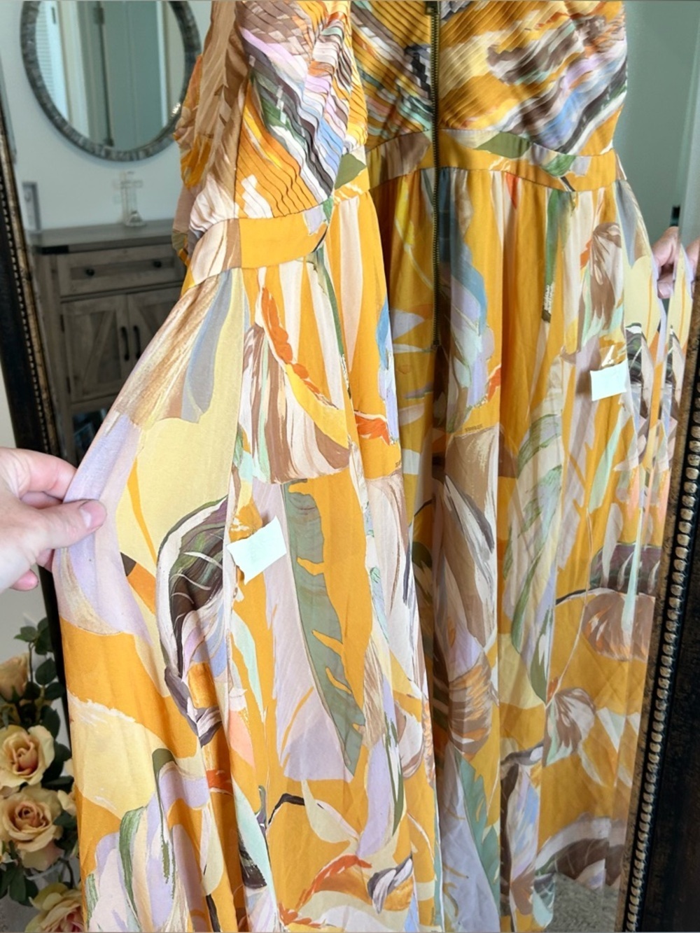 Ted Baker Ansa Pleated Dress
Yellow Floral Maxi Dress with Draped Bodice - Picture 6 of 13